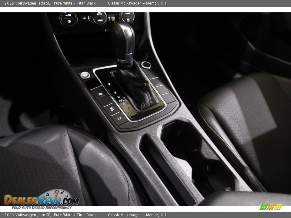 2019 Volkswagen Jetta SE Pure White / Titan Black Photo #12
