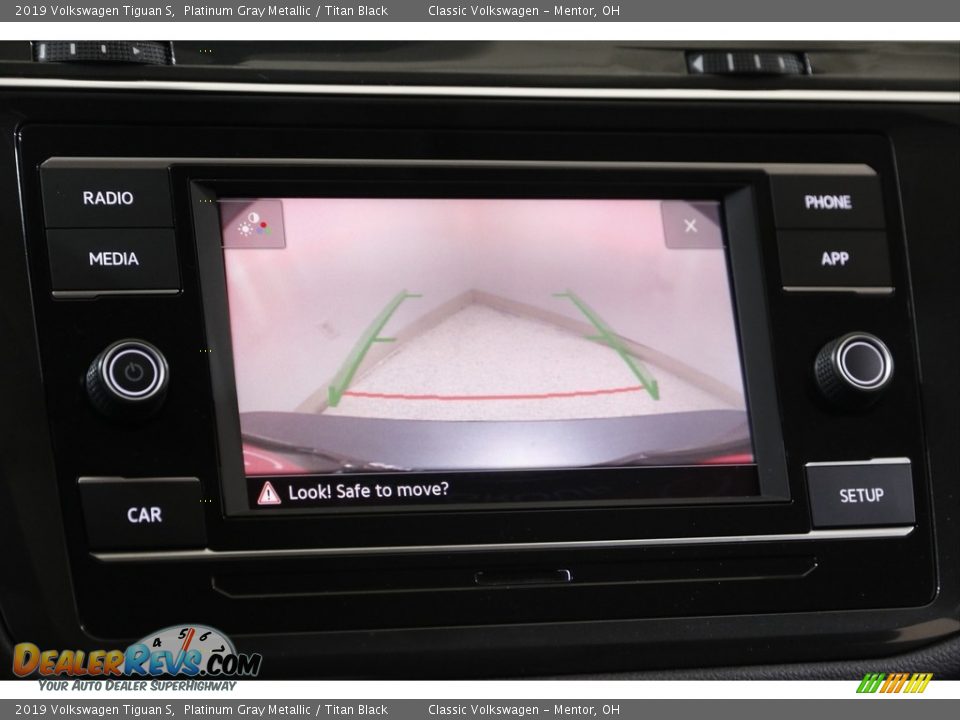 2019 Volkswagen Tiguan S Platinum Gray Metallic / Titan Black Photo #11