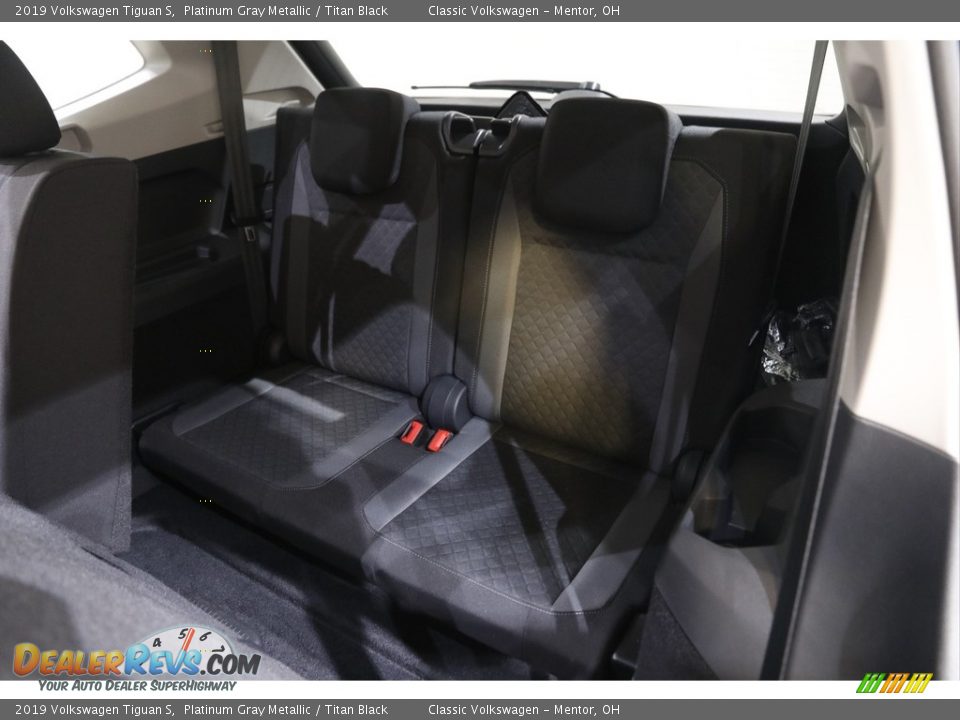 2019 Volkswagen Tiguan S Platinum Gray Metallic / Titan Black Photo #16