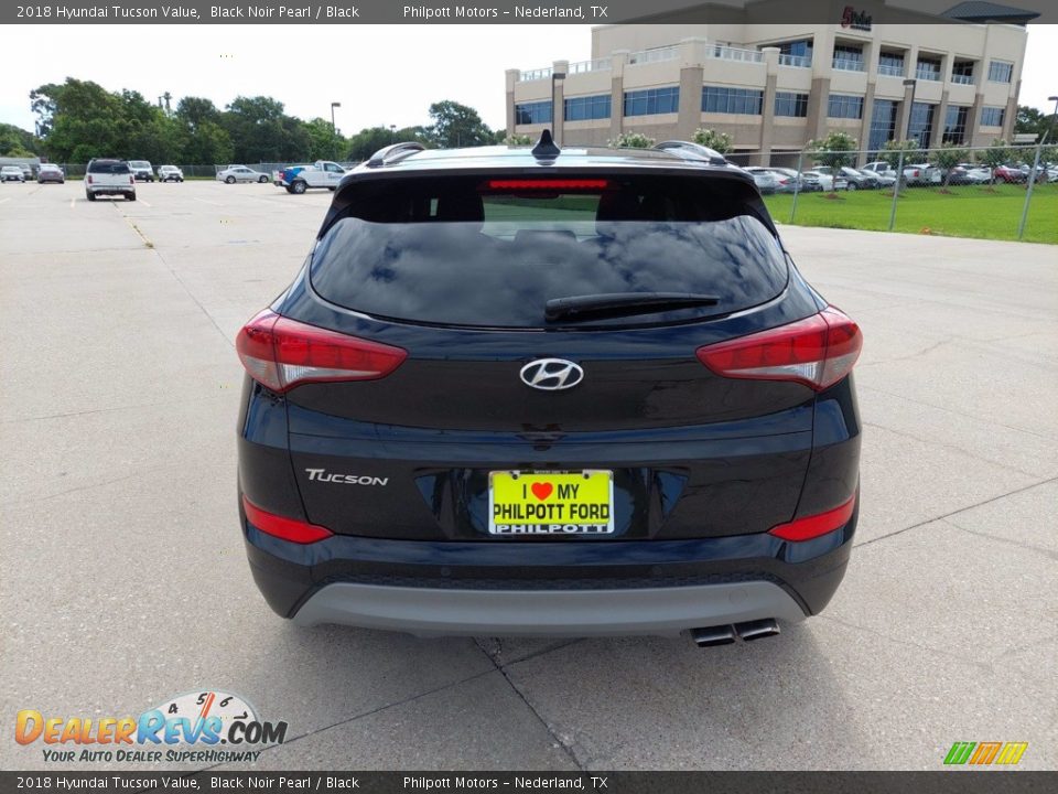 2018 Hyundai Tucson Value Black Noir Pearl / Black Photo #6