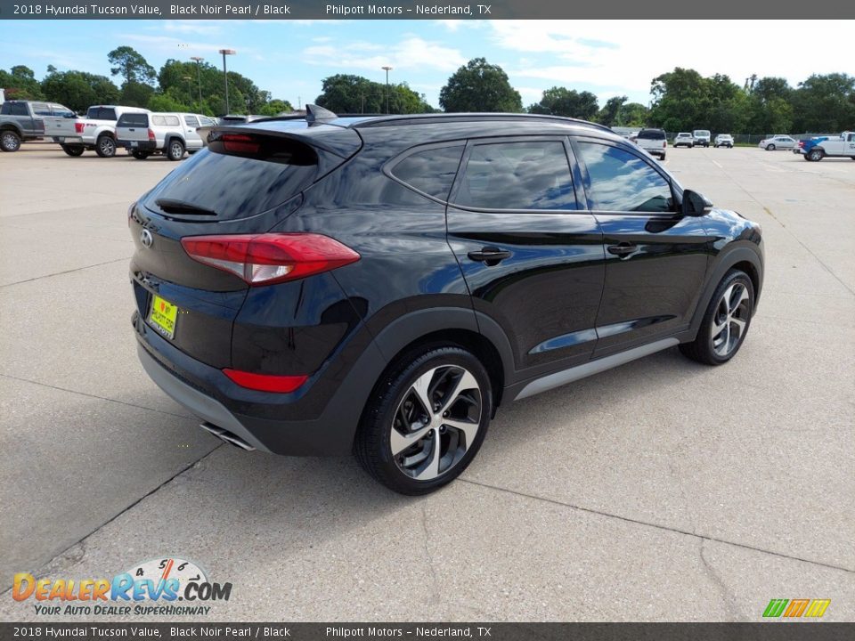 2018 Hyundai Tucson Value Black Noir Pearl / Black Photo #7