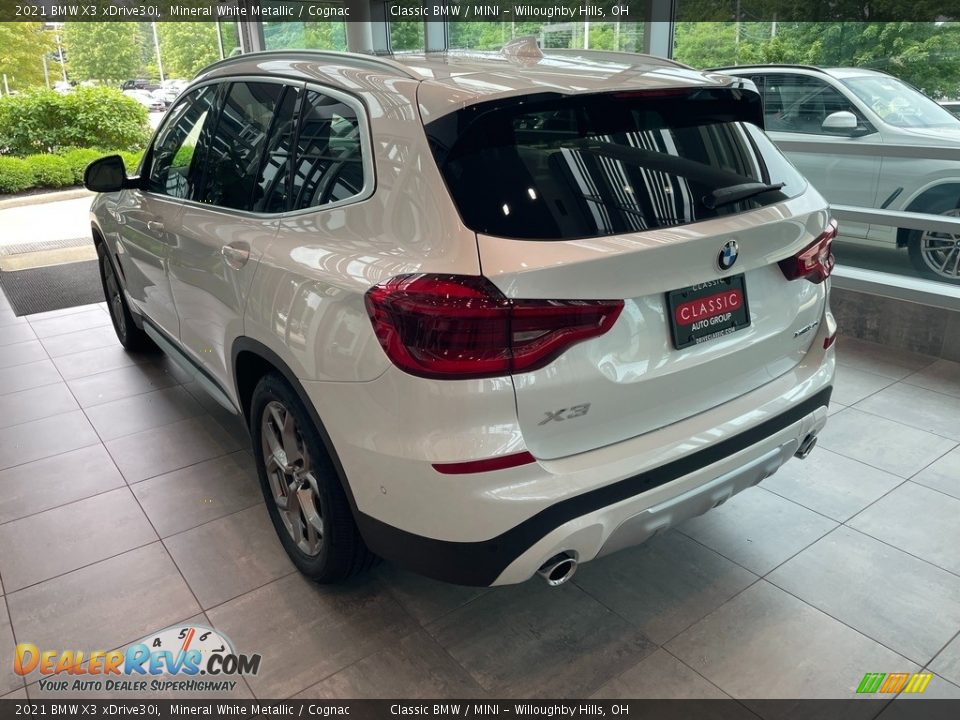 2021 BMW X3 xDrive30i Mineral White Metallic / Cognac Photo #2