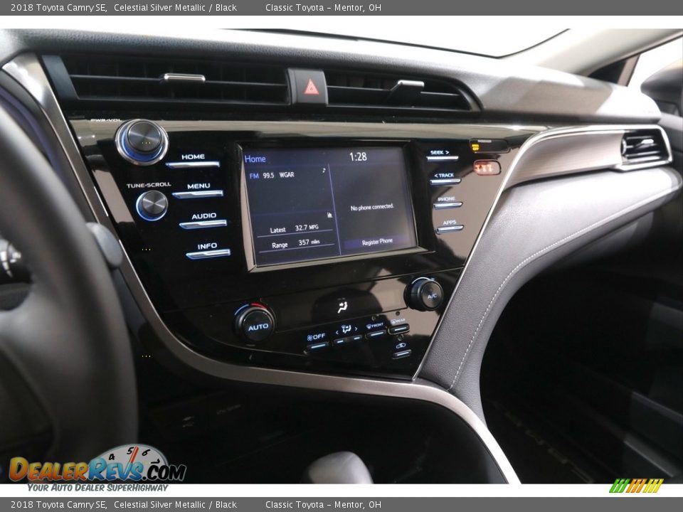 2018 Toyota Camry SE Celestial Silver Metallic / Black Photo #9