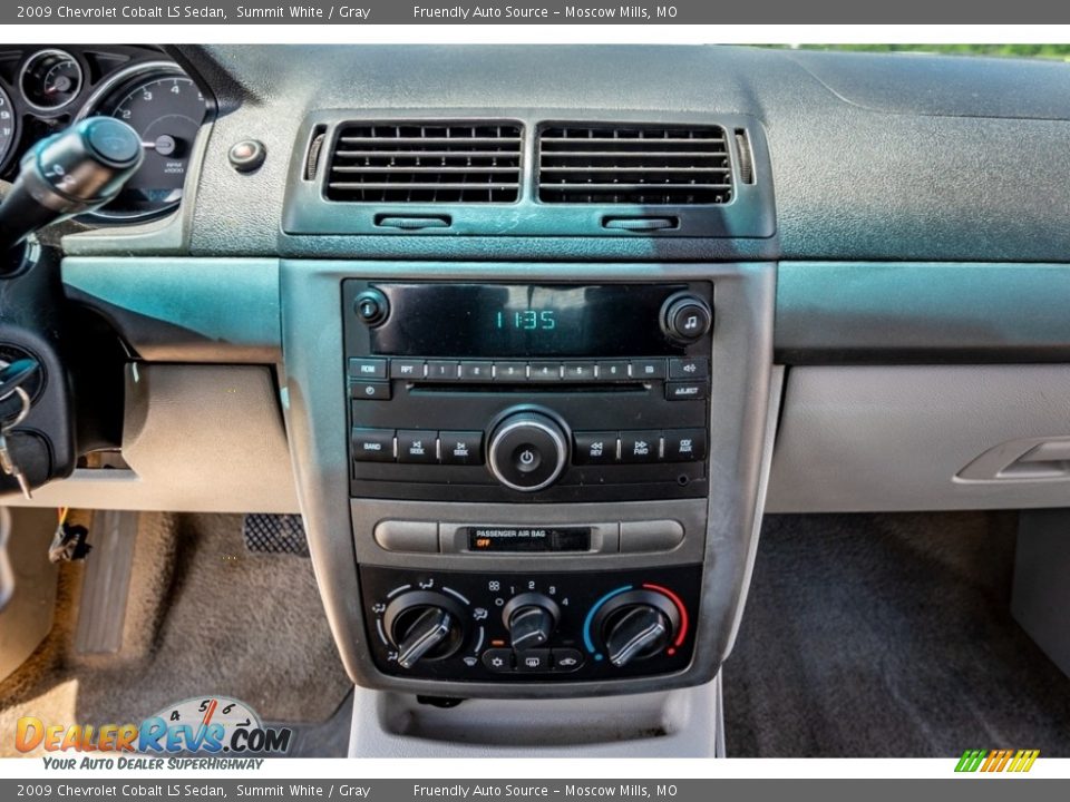 2009 Chevrolet Cobalt LS Sedan Summit White / Gray Photo #32