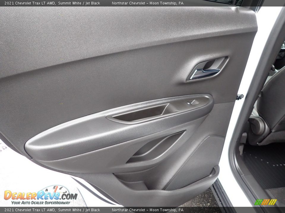 Door Panel of 2021 Chevrolet Trax LT AWD Photo #23