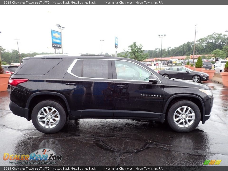 2018 Chevrolet Traverse LT AWD Mosaic Black Metallic / Jet Black Photo #10