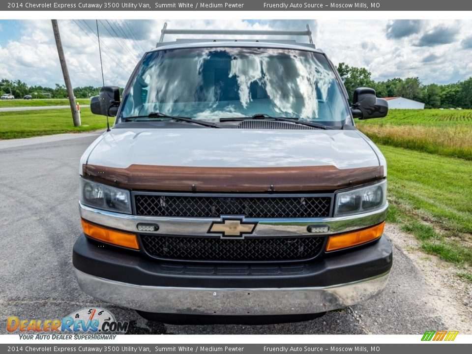 2014 Chevrolet Express Cutaway 3500 Utility Van Summit White / Medium Pewter Photo #9