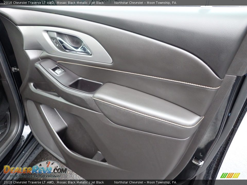 2018 Chevrolet Traverse LT AWD Mosaic Black Metallic / Jet Black Photo #17