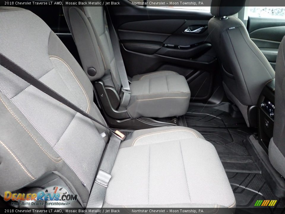2018 Chevrolet Traverse LT AWD Mosaic Black Metallic / Jet Black Photo #18