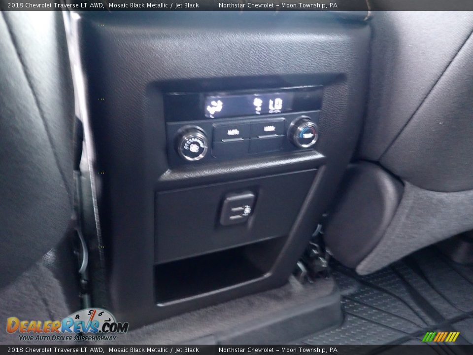 2018 Chevrolet Traverse LT AWD Mosaic Black Metallic / Jet Black Photo #23