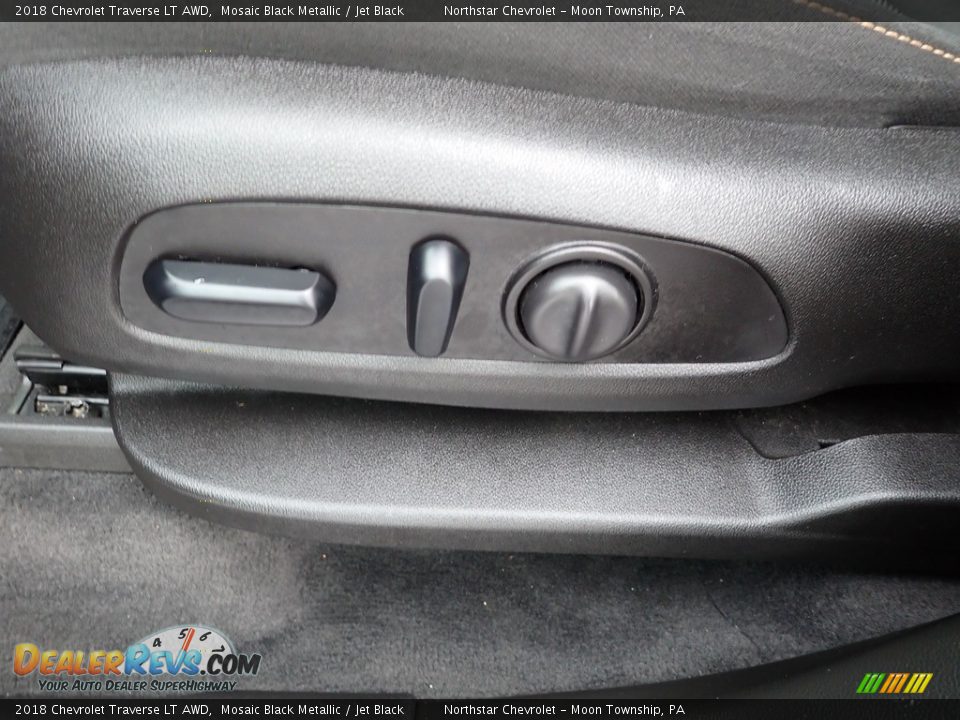 2018 Chevrolet Traverse LT AWD Mosaic Black Metallic / Jet Black Photo #25