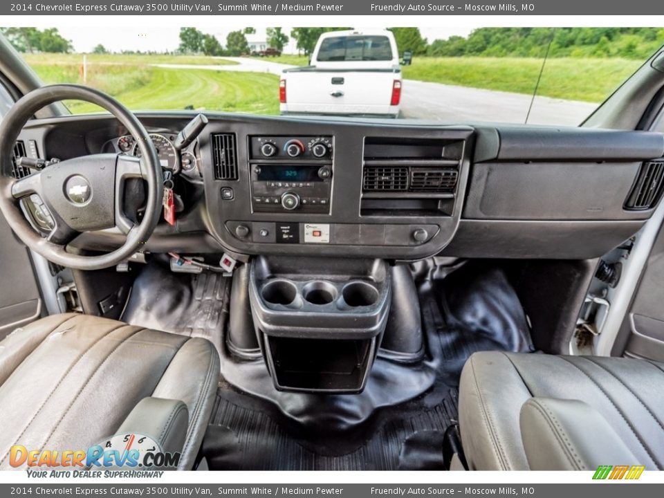 2014 Chevrolet Express Cutaway 3500 Utility Van Summit White / Medium Pewter Photo #36