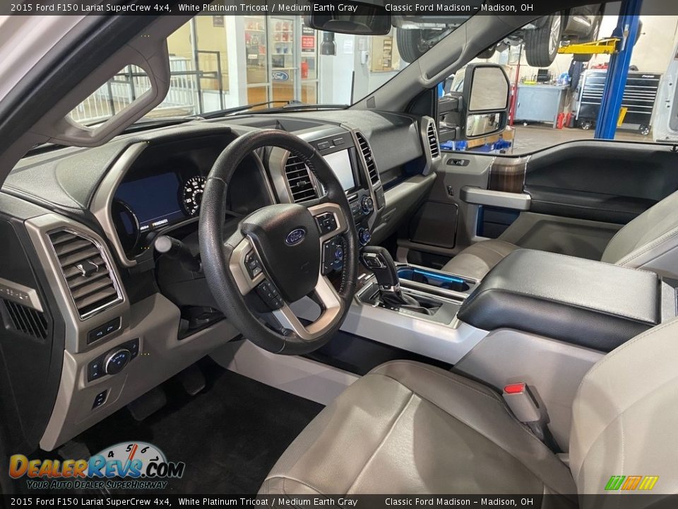 2015 Ford F150 Lariat SuperCrew 4x4 White Platinum Tricoat / Medium Earth Gray Photo #8