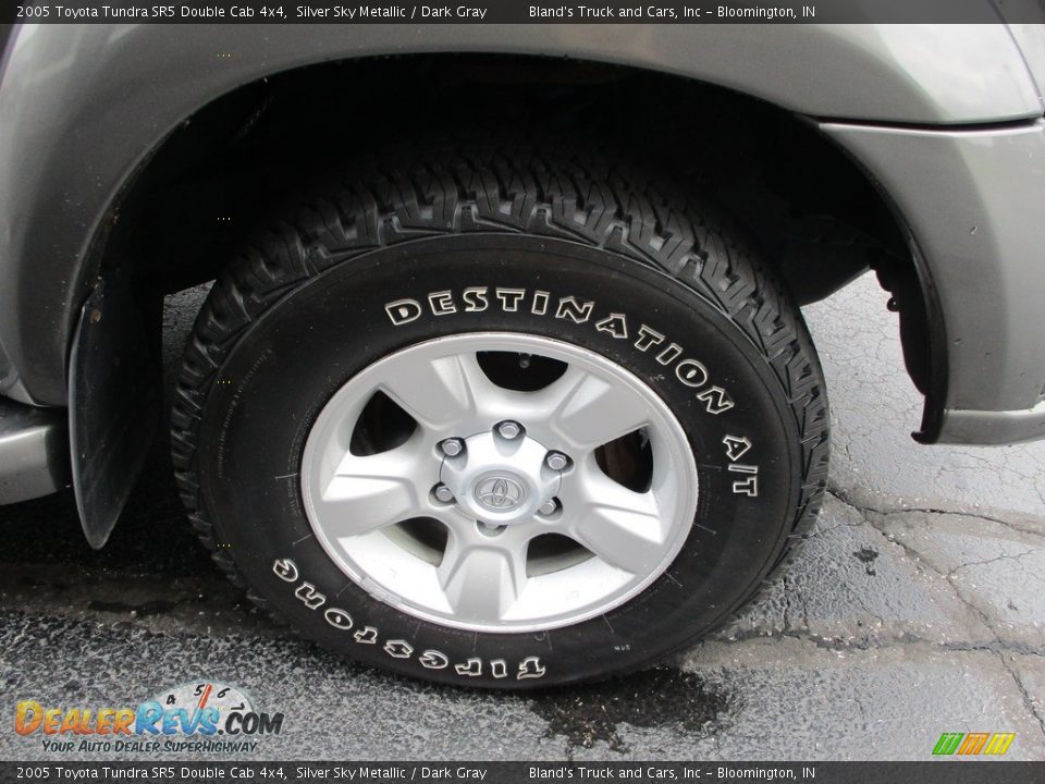 2005 Toyota Tundra SR5 Double Cab 4x4 Silver Sky Metallic / Dark Gray Photo #23