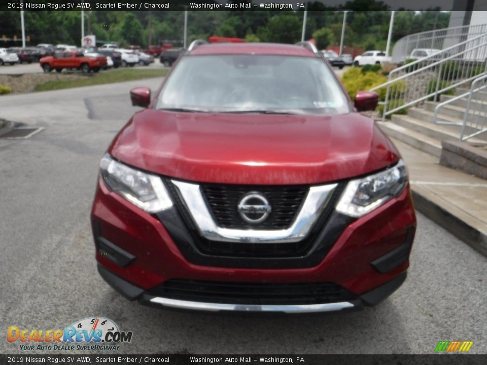 2019 Nissan Rogue SV AWD Scarlet Ember / Charcoal Photo #8