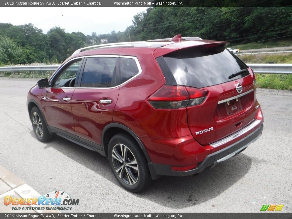 2019 Nissan Rogue SV AWD Scarlet Ember / Charcoal Photo #11