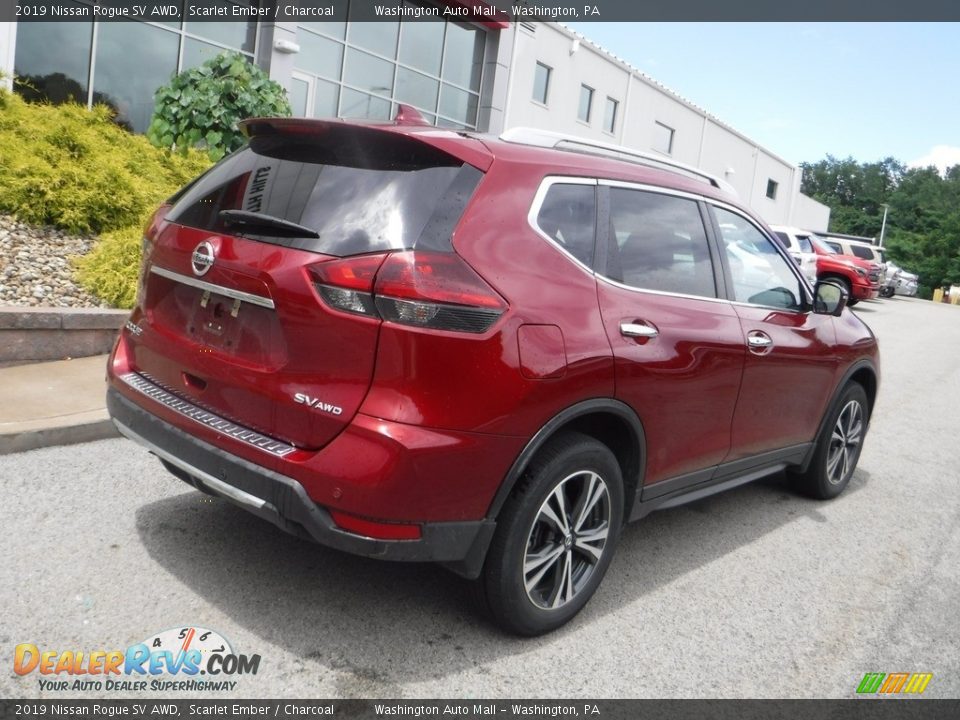 2019 Nissan Rogue SV AWD Scarlet Ember / Charcoal Photo #13