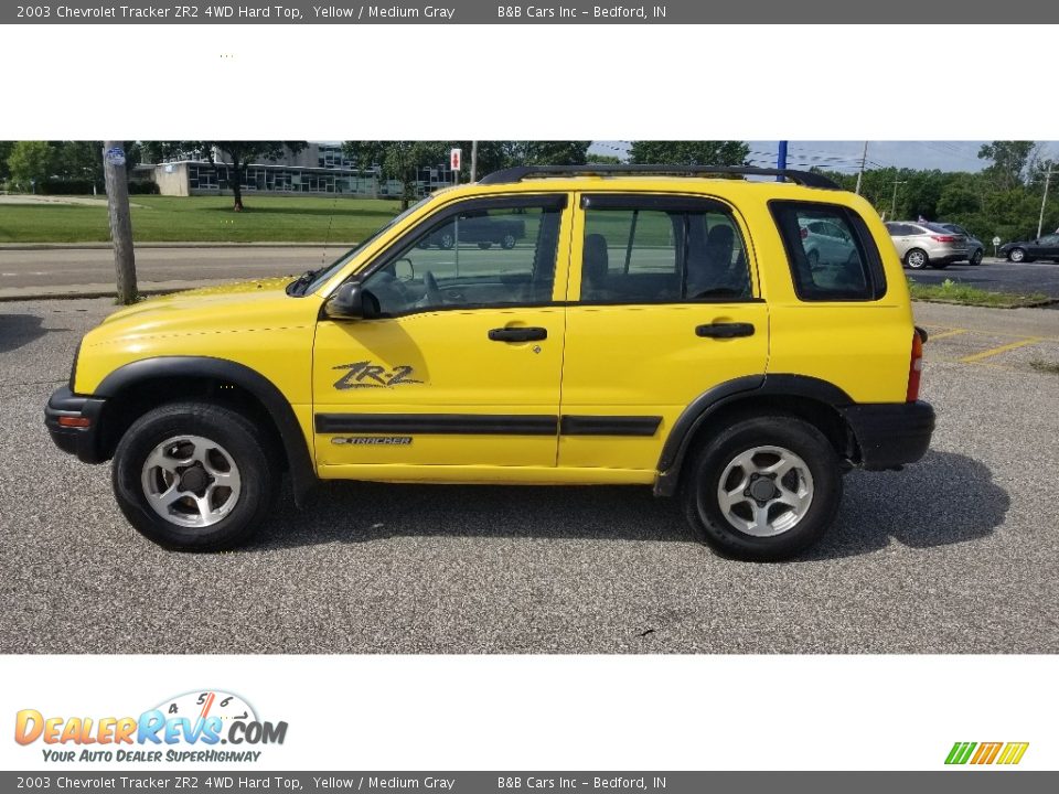 Yellow 2003 Chevrolet Tracker ZR2 4WD Hard Top Photo #2