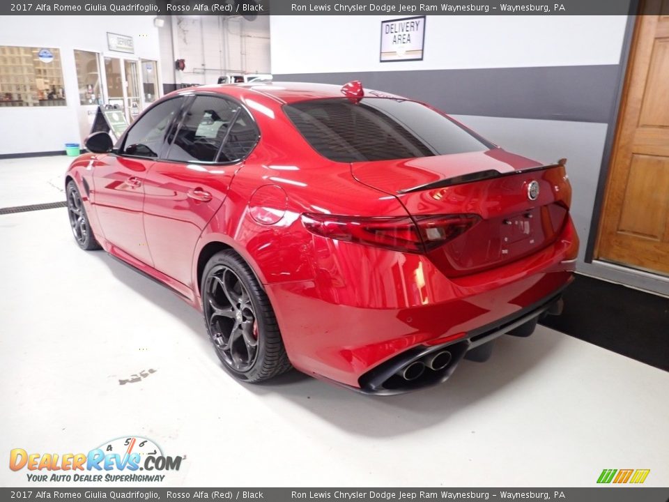 2017 Alfa Romeo Giulia Quadrifoglio Rosso Alfa (Red) / Black Photo #5