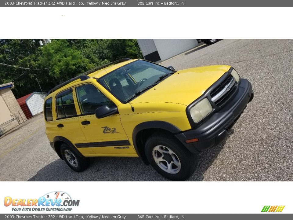 2003 Chevrolet Tracker ZR2 4WD Hard Top Yellow / Medium Gray Photo #20