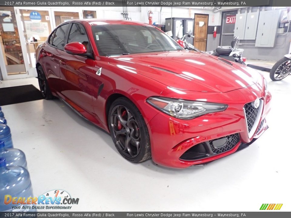 2017 Alfa Romeo Giulia Quadrifoglio Rosso Alfa (Red) / Black Photo #11