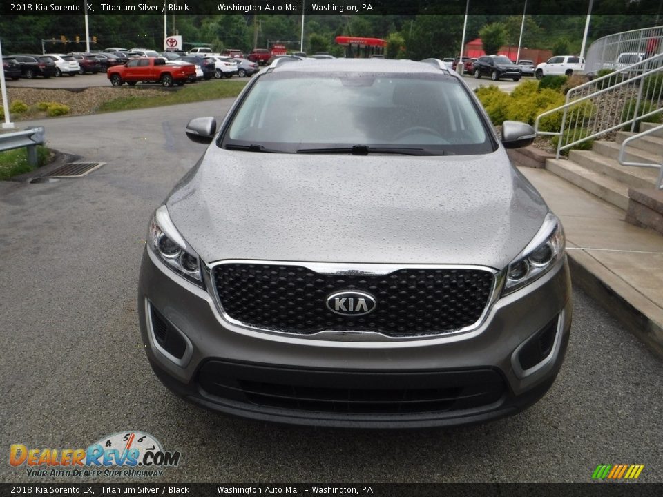 2018 Kia Sorento LX Titanium Silver / Black Photo #8