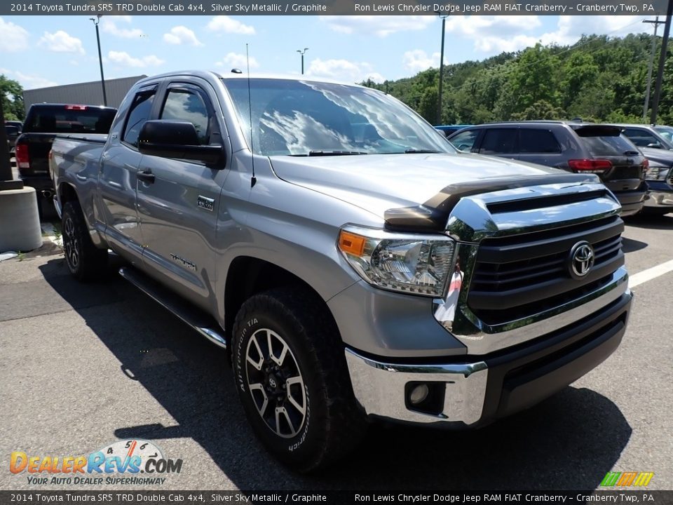 2014 Toyota Tundra SR5 TRD Double Cab 4x4 Silver Sky Metallic / Graphite Photo #2