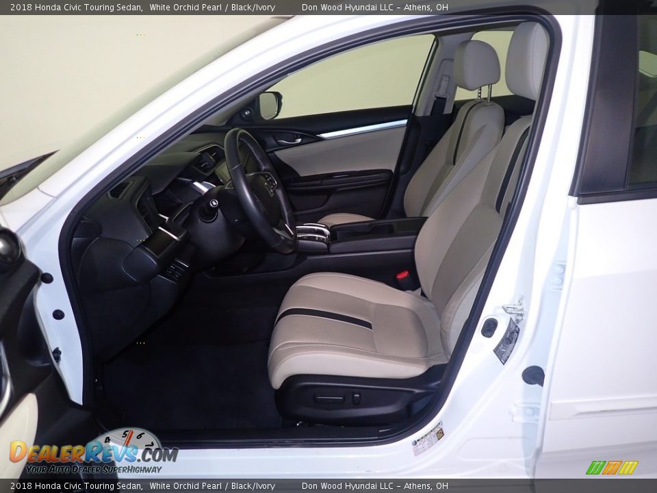 2018 Honda Civic Touring Sedan White Orchid Pearl / Black/Ivory Photo #25