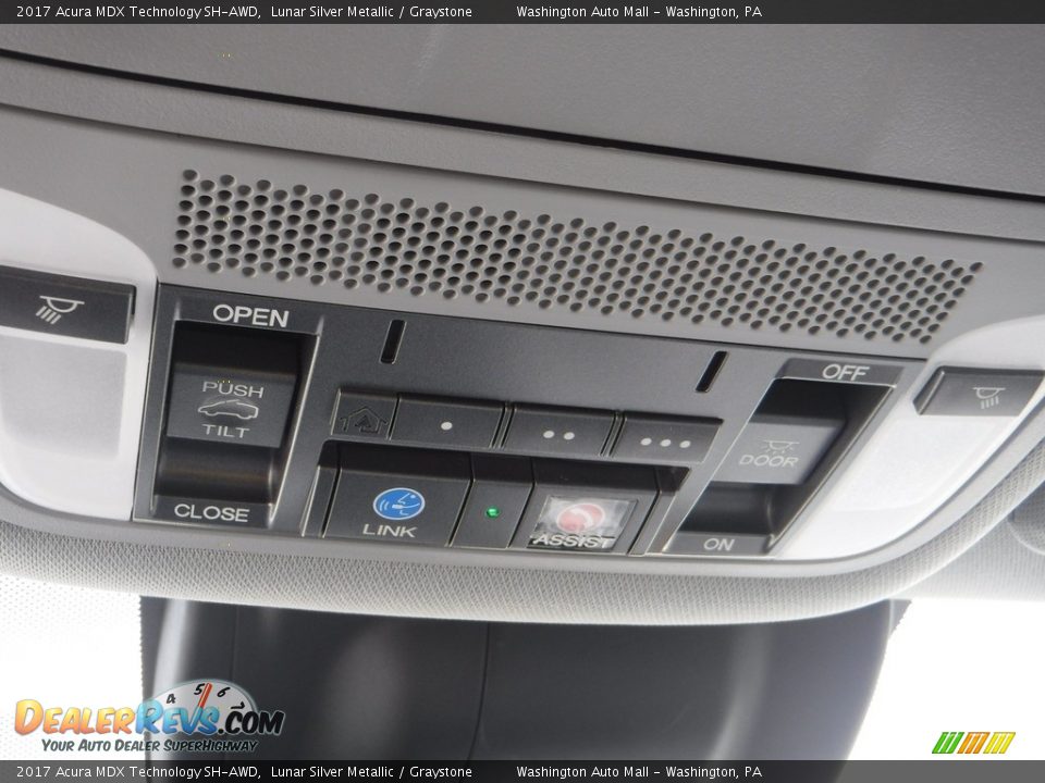 Controls of 2017 Acura MDX Technology SH-AWD Photo #10