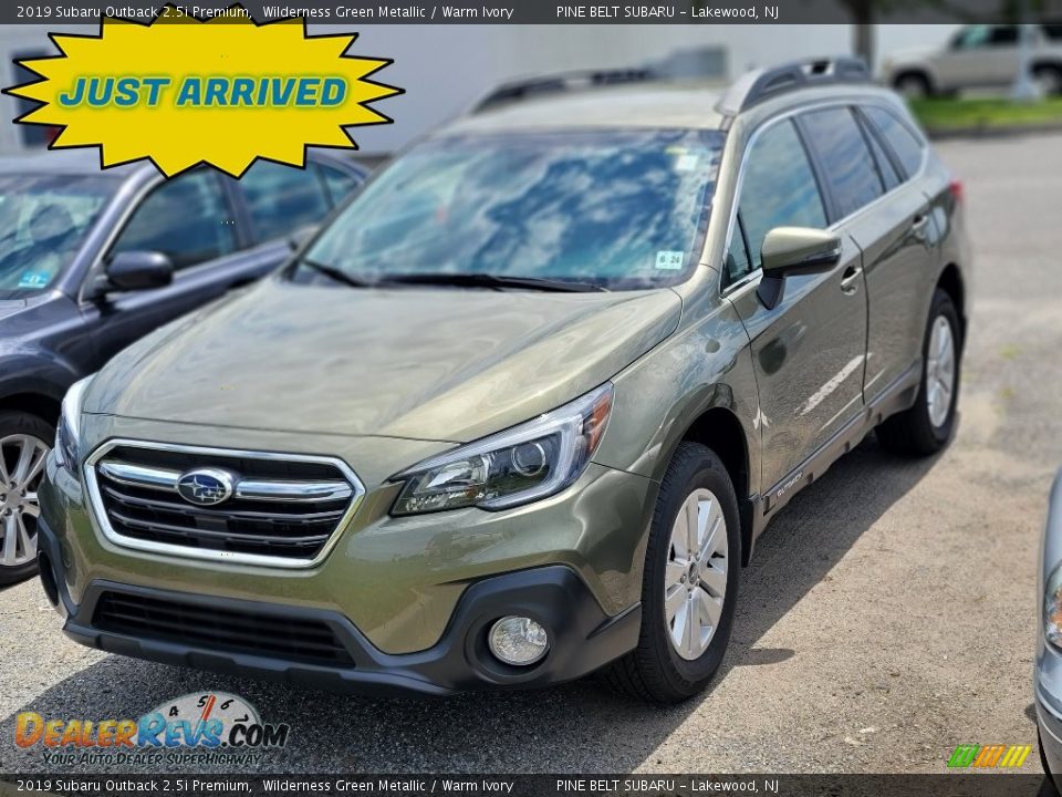 2019 Subaru Outback 2.5i Premium Wilderness Green Metallic / Warm Ivory Photo #1