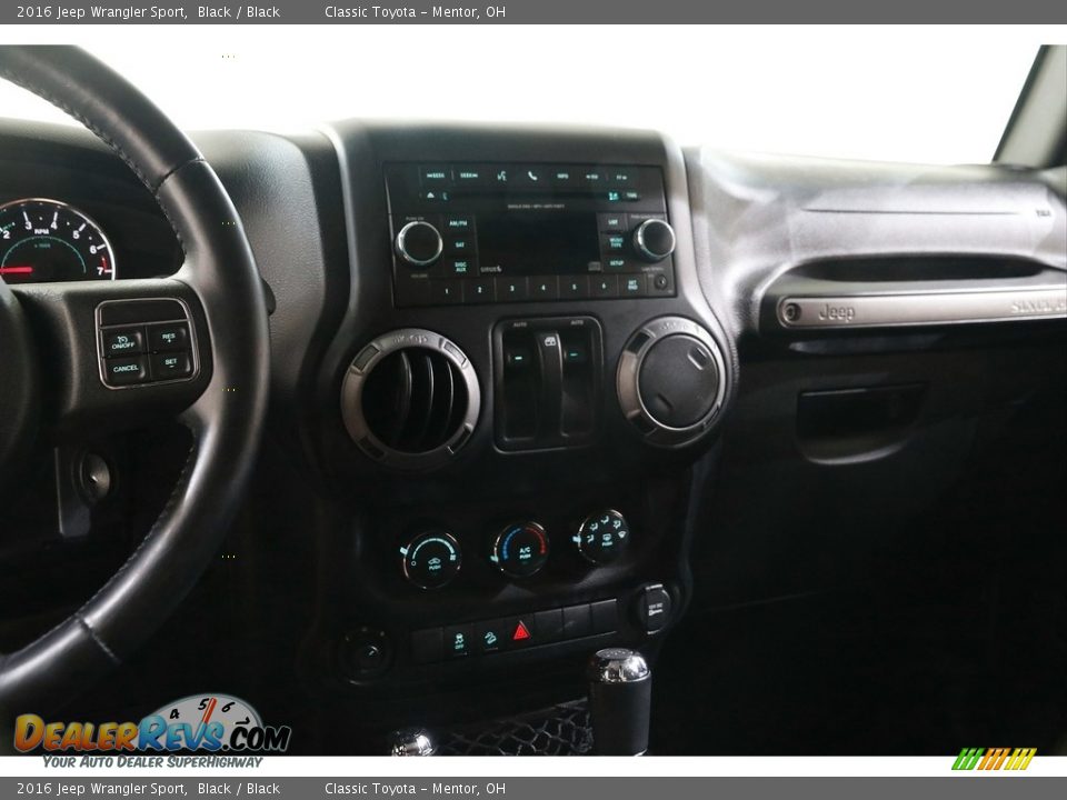 2016 Jeep Wrangler Sport Black / Black Photo #8