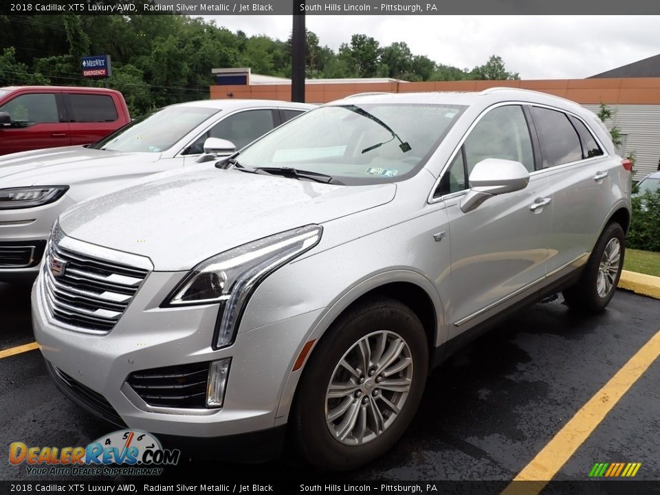 2018 Cadillac XT5 Luxury AWD Radiant Silver Metallic / Jet Black Photo #1