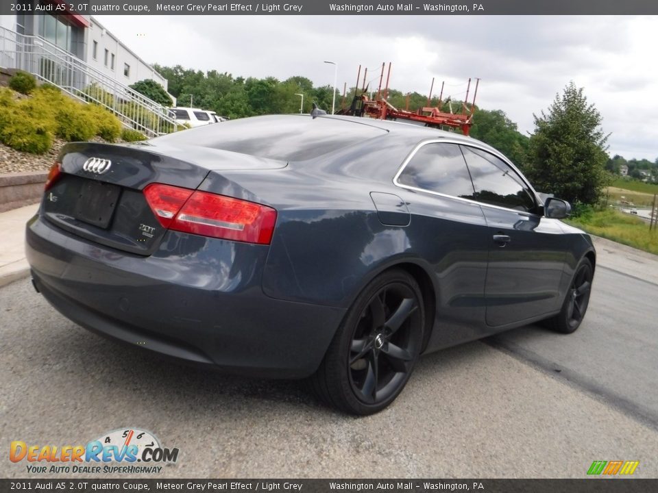 2011 Audi A5 2.0T quattro Coupe Meteor Grey Pearl Effect / Light Grey Photo #18
