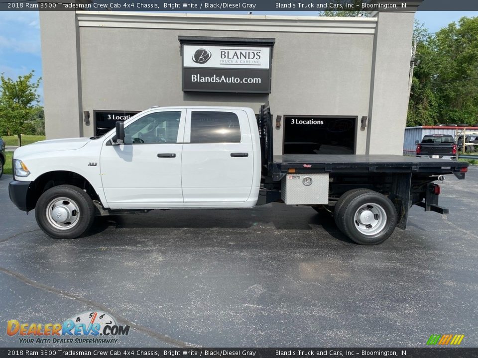 2018 Ram 3500 Tradesman Crew Cab 4x4 Chassis Bright White / Black/Diesel Gray Photo #1