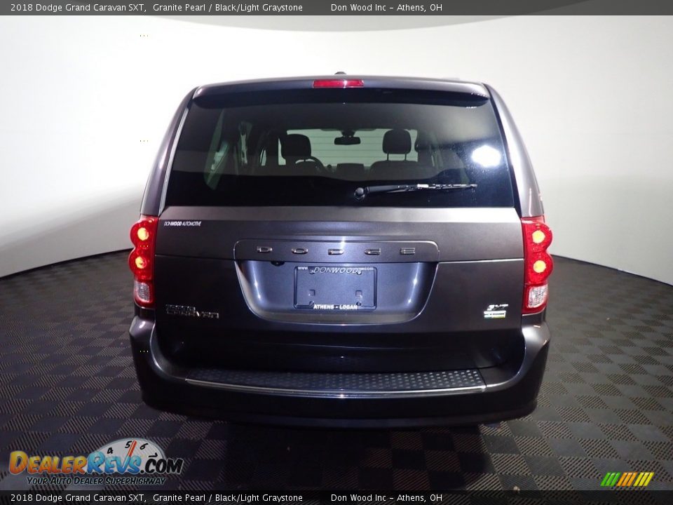 2018 Dodge Grand Caravan SXT Granite Pearl / Black/Light Graystone Photo #13