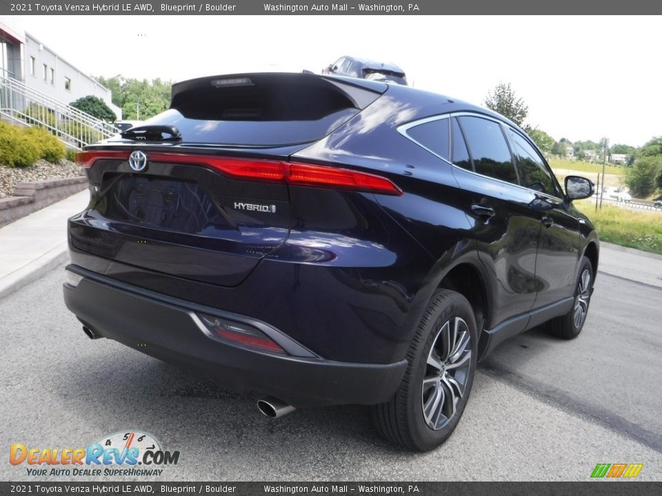 2021 Toyota Venza Hybrid LE AWD Blueprint / Boulder Photo #16