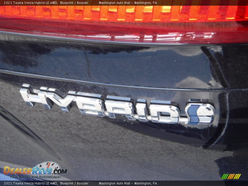 2021 Toyota Venza Hybrid LE AWD Blueprint / Boulder Photo #17