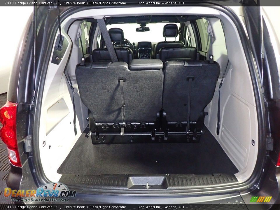 2018 Dodge Grand Caravan SXT Granite Pearl / Black/Light Graystone Photo #15