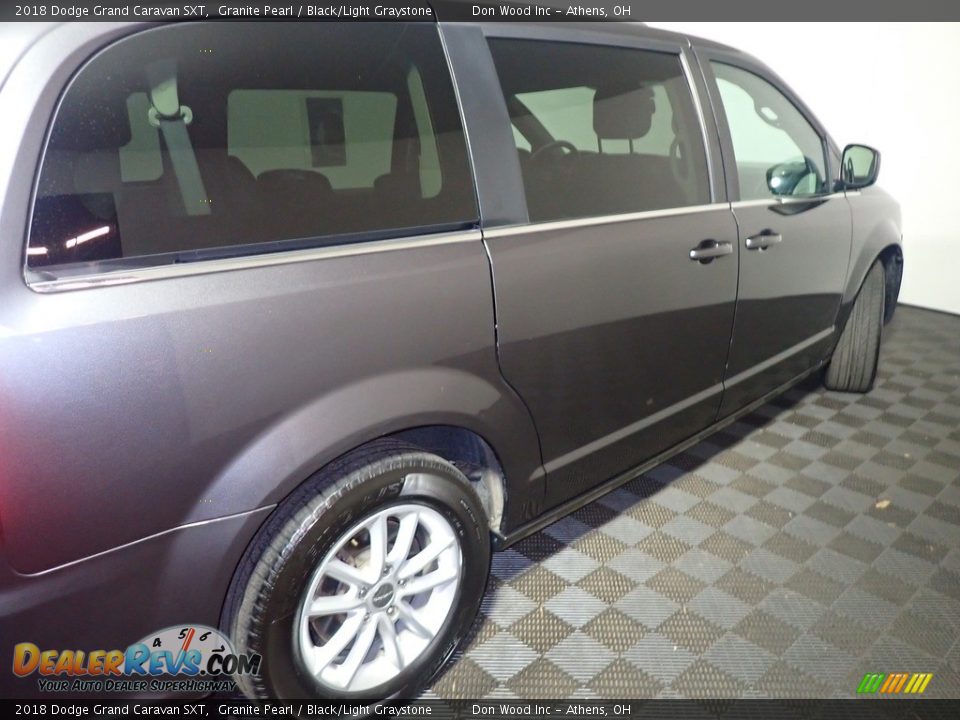 2018 Dodge Grand Caravan SXT Granite Pearl / Black/Light Graystone Photo #20