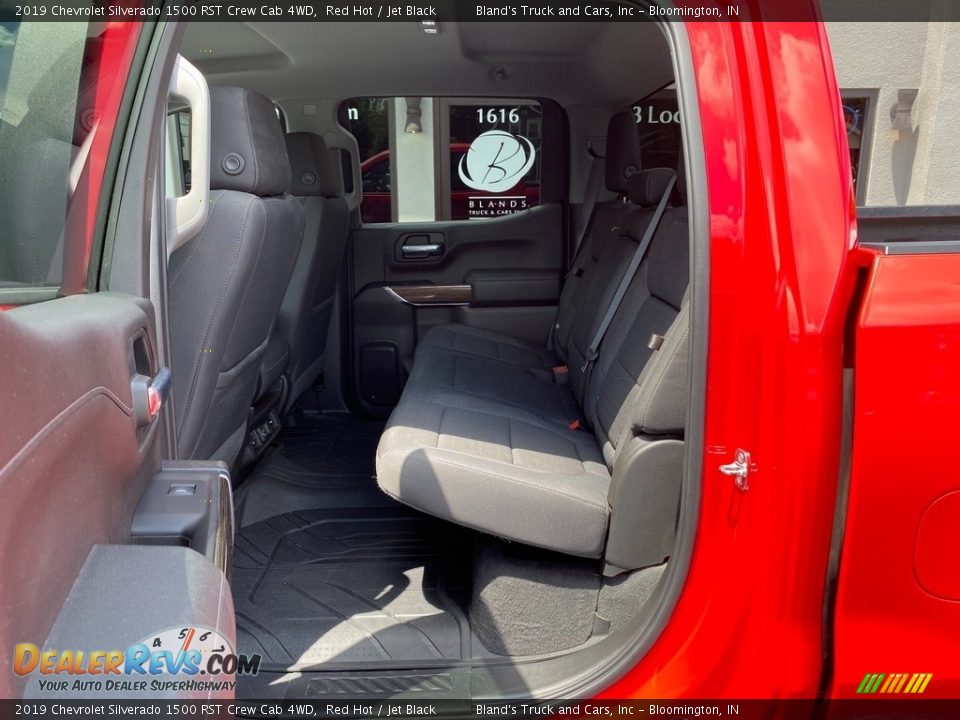 2019 Chevrolet Silverado 1500 RST Crew Cab 4WD Red Hot / Jet Black Photo #33