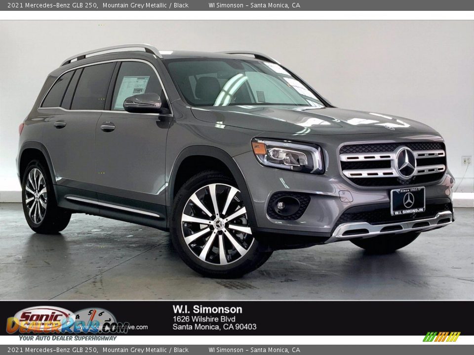 2021 Mercedes-Benz GLB 250 Mountain Grey Metallic / Black Photo #1