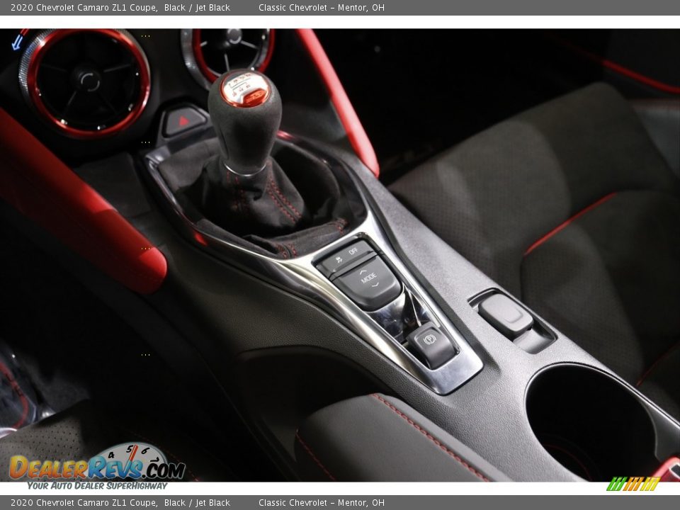 2020 Chevrolet Camaro ZL1 Coupe Shifter Photo #19