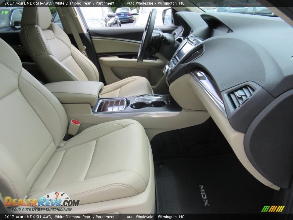 2017 Acura MDX SH-AWD White Diamond Pearl / Parchment Photo #13