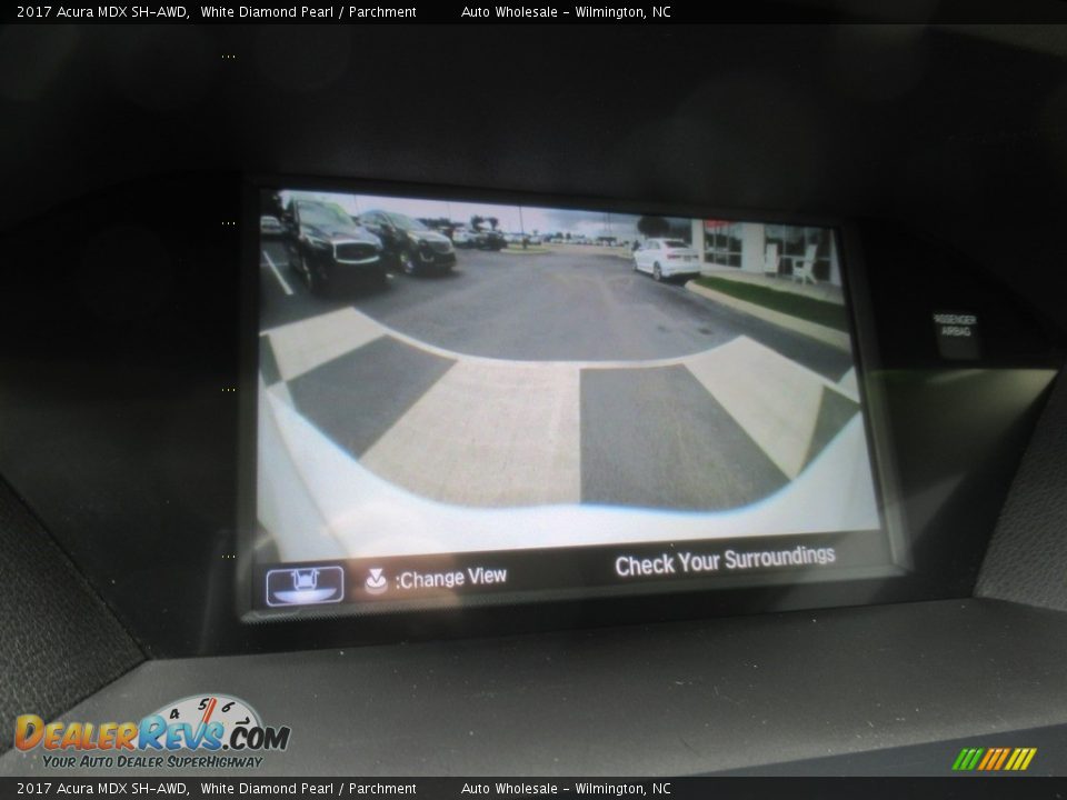 2017 Acura MDX SH-AWD White Diamond Pearl / Parchment Photo #17
