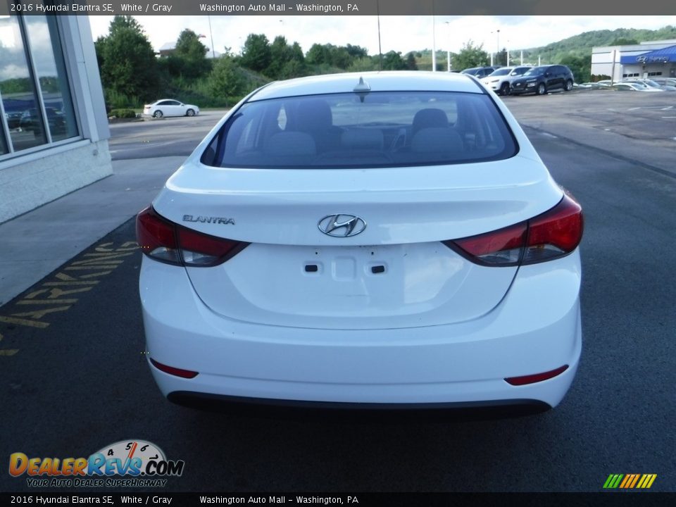 2016 Hyundai Elantra SE White / Gray Photo #4