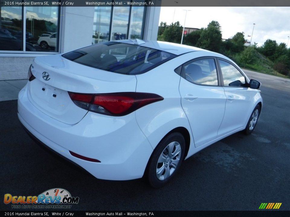 2016 Hyundai Elantra SE White / Gray Photo #5