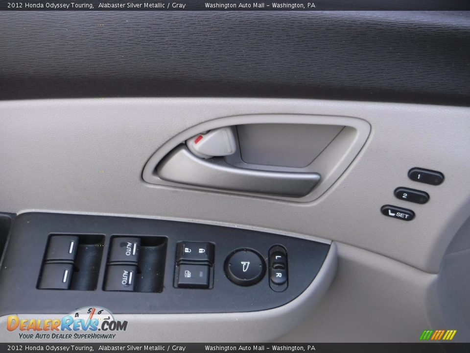 2012 Honda Odyssey Touring Alabaster Silver Metallic / Gray Photo #16