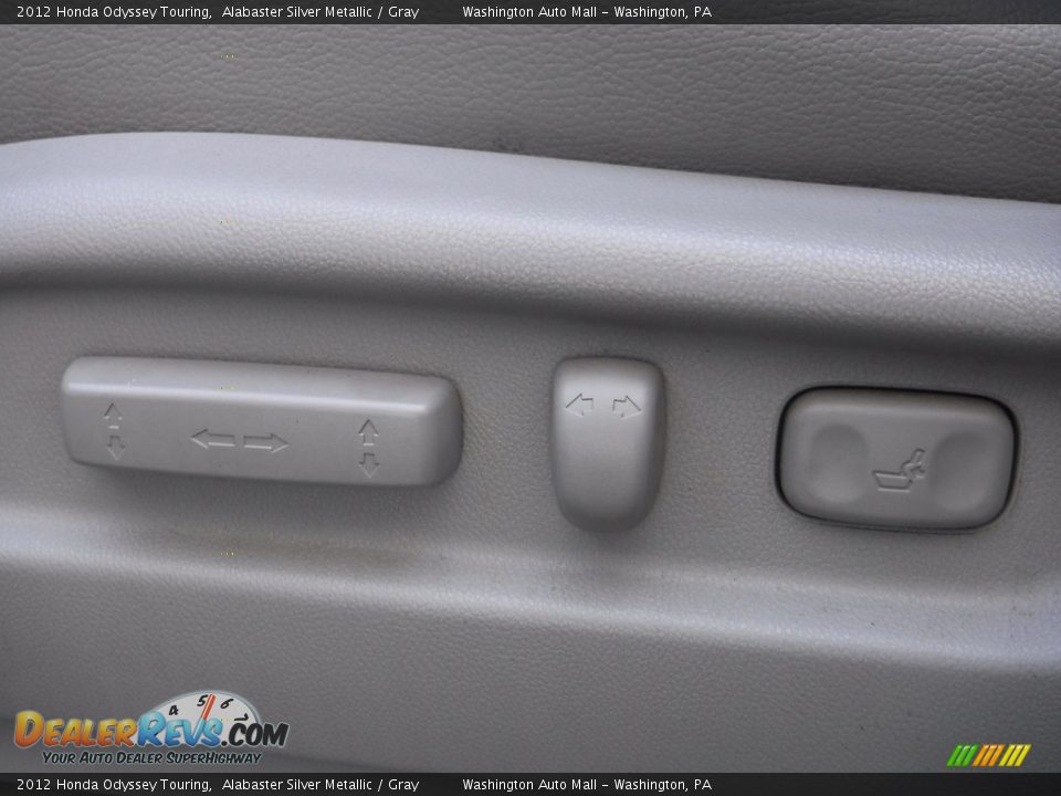 2012 Honda Odyssey Touring Alabaster Silver Metallic / Gray Photo #17