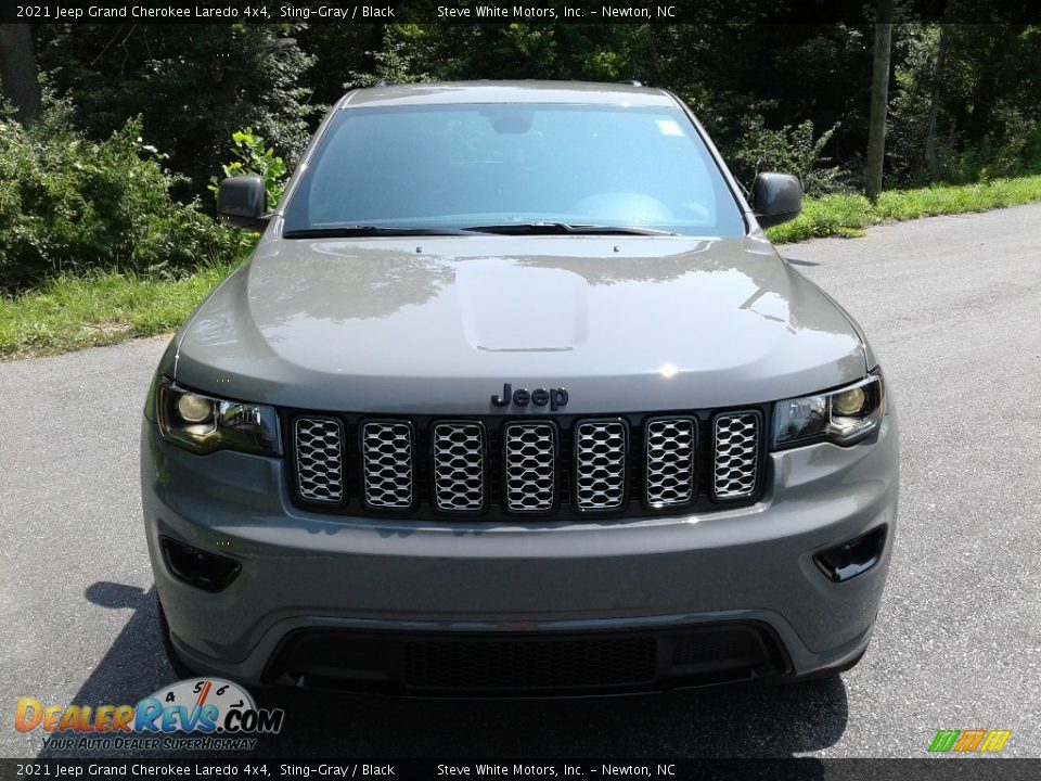 2021 Jeep Grand Cherokee Laredo 4x4 Sting-Gray / Black Photo #3