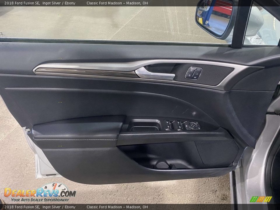 2018 Ford Fusion SE Ingot Silver / Ebony Photo #6